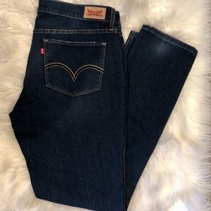 ✨NWOT✨ 524 Skinny Levi’s size 13